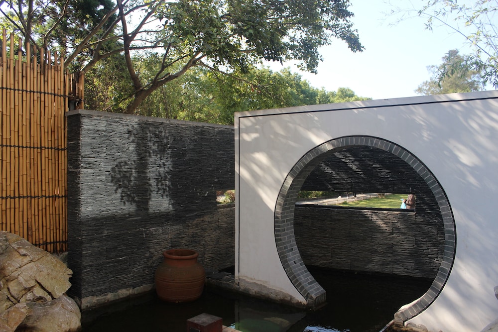 Putuoshan Ruyige Junlan Guest House