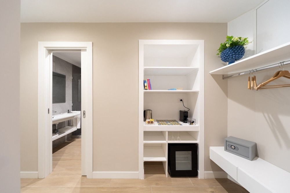 Alma Suites