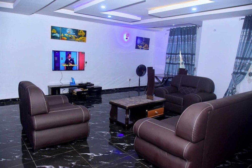 Evergreen Unique Serviced Apartment