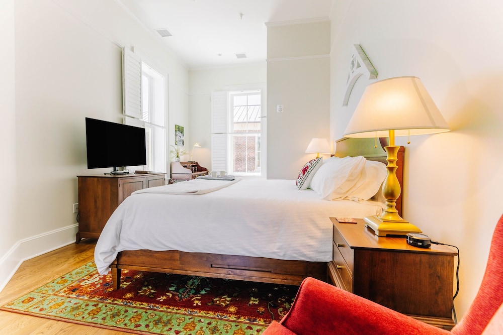 The Inn at Foster Falls - Property Image 71