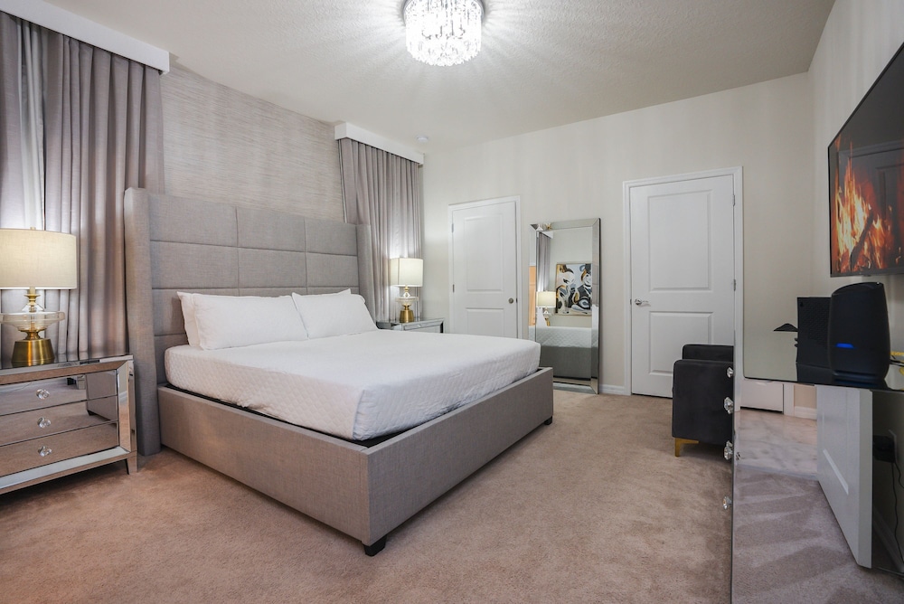 New Home Luxury 8 Bedrooms At Windsor Island
