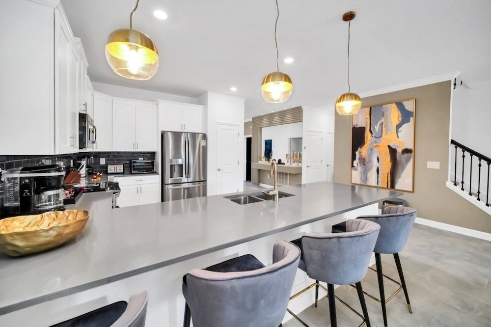 2900penolpe 9 Bedroom Home