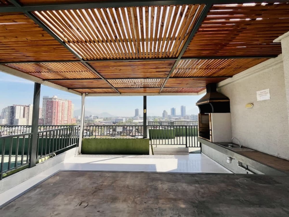 Urbano Esperanza Plaza Yungay Laundry Park Pet