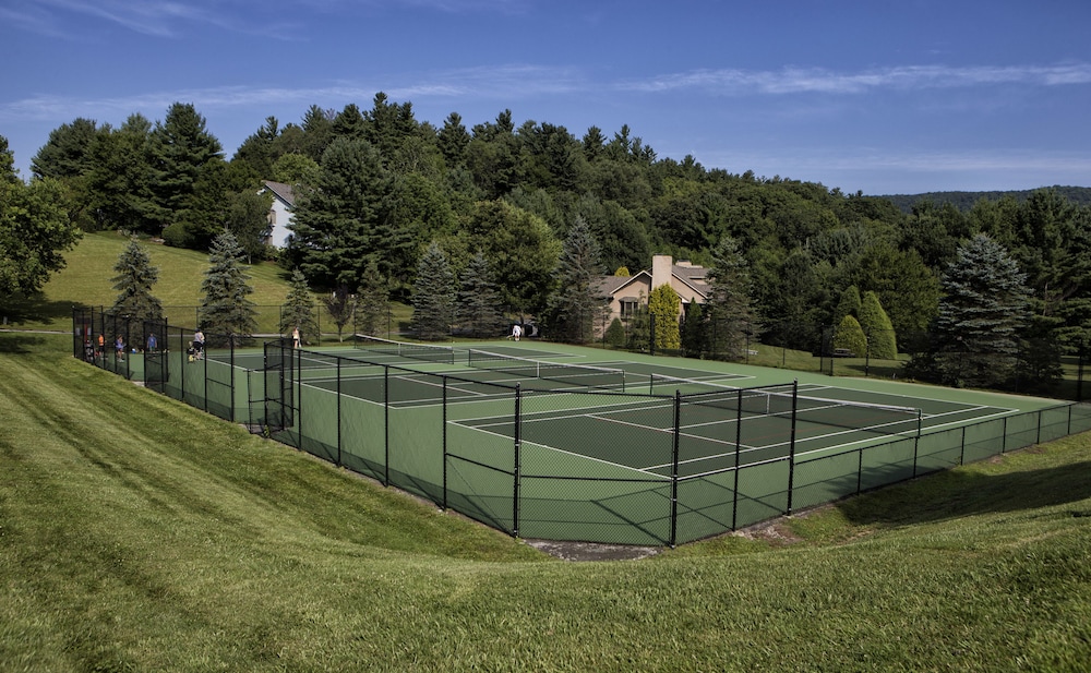 Bob Timberlake Inn at Chetola Resort