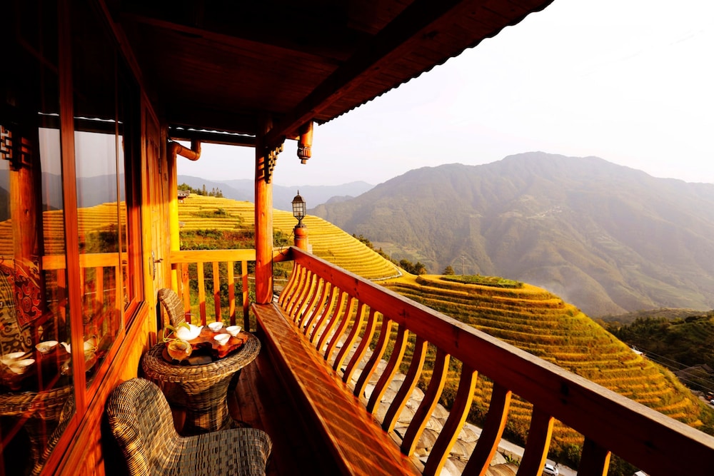 Longji One Art Inn