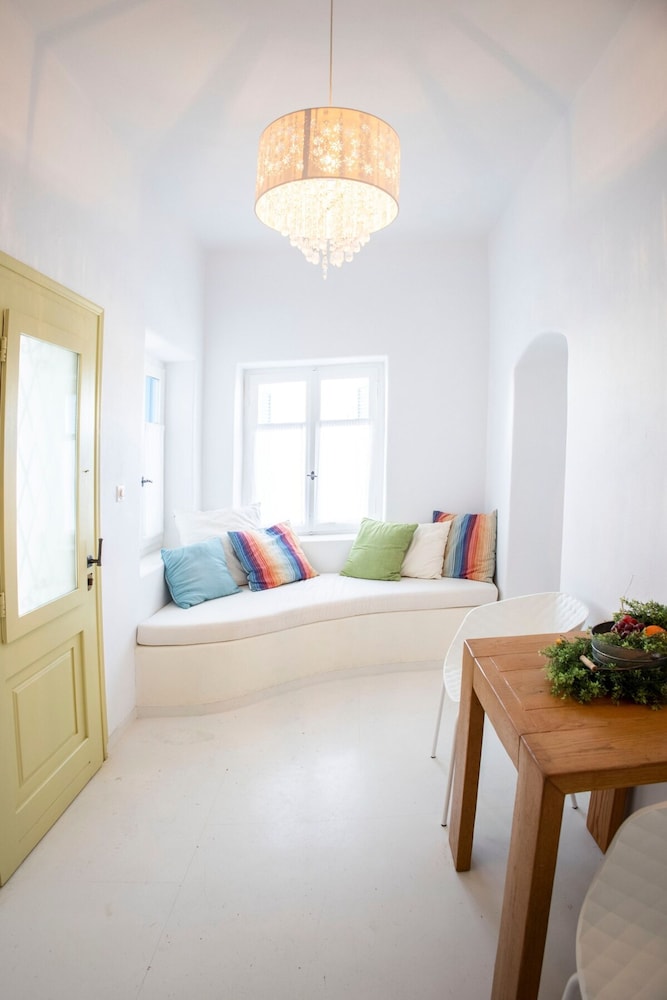 Artethea Traditional Village Apartment