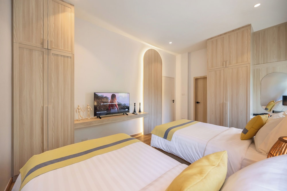 Mövenpick Pool Villa 6BR