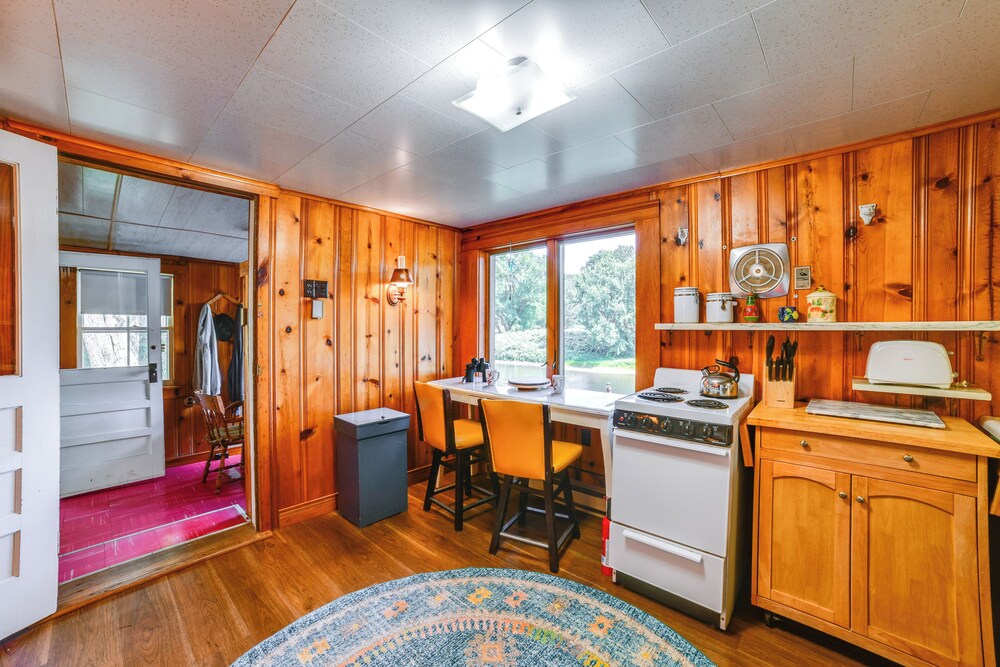 Susquehanna River Cabin: Hike, Hunt & Fish!