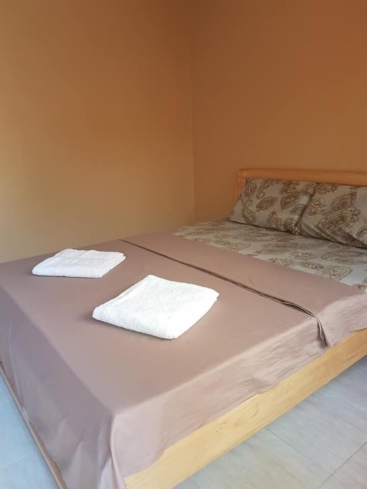 Stellaz Guesthouse view 3