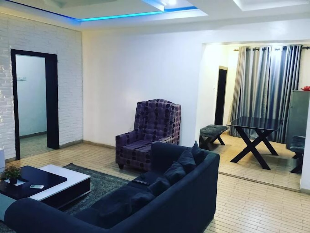 Pioneer Luxury Apartment