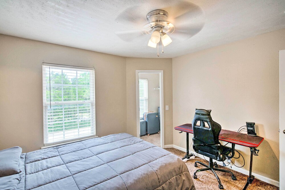 La Vergne Townhome: 22 Mi to Dtwn Nashville! - Property Image 24
