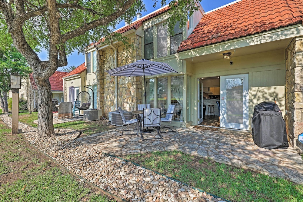 Modern Townhome w/ Patio, Next Door to Resort view 4