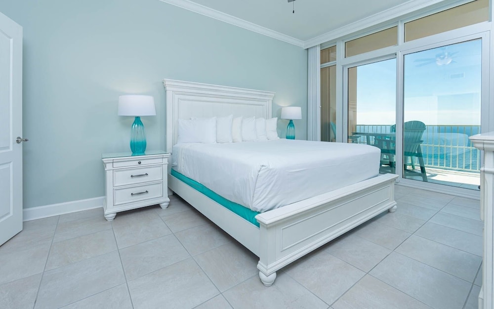 Phoenix Gulf Towers 2005 4 Bedroom Condo