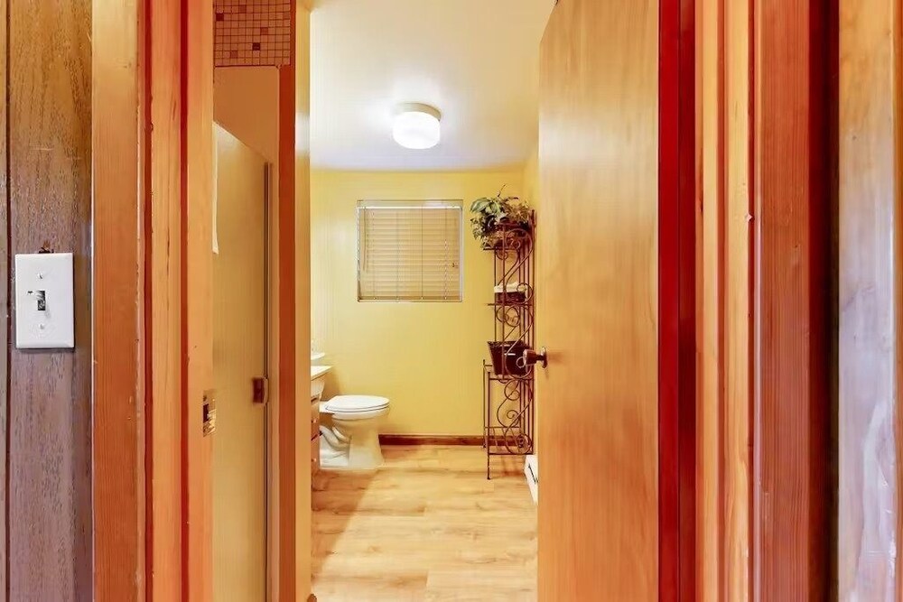 2538 Talbot 3 Bedroom Cabin