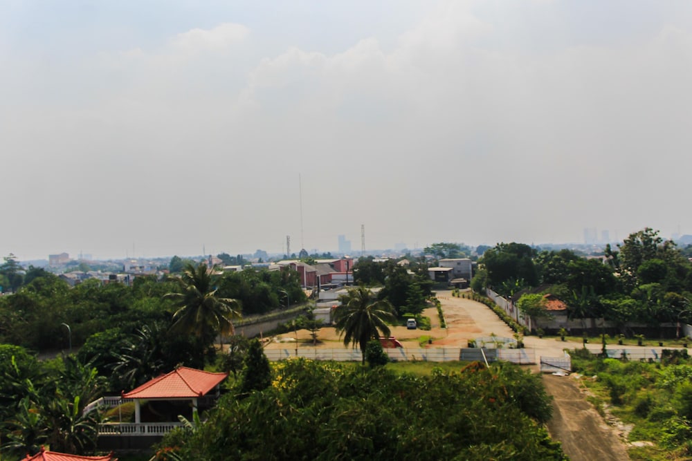Cozy Living Studio Room At Urbantown Serpong Apartment view 2