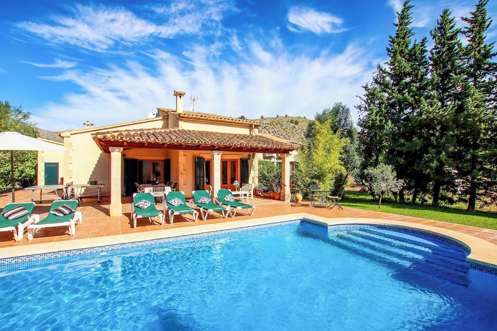 Villa Punta Colet