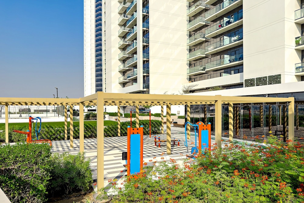 Stylish 1BR Apartment at Golf Gate