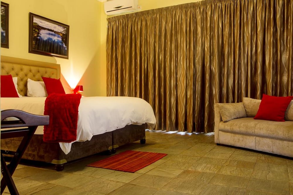 Tiffany s Canyon lodge view 5