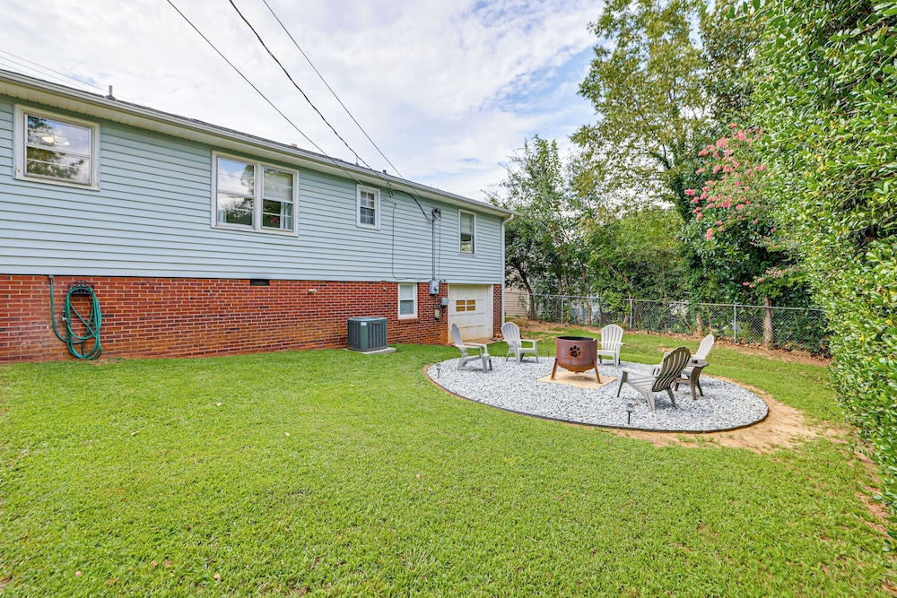Families Welcome, Fenced Yard: Inviting Greer Home