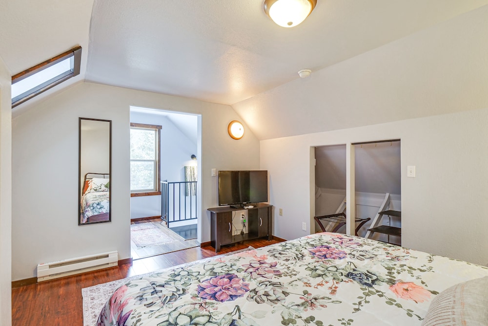 Peaceful Alma Cabin Rental: 13 Mi to Breckenridge! view 5