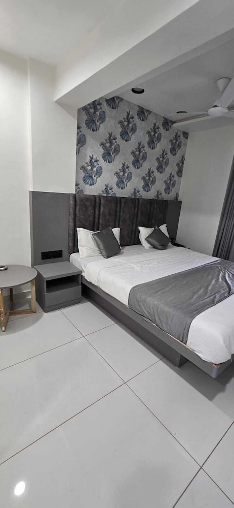 hotel A-one