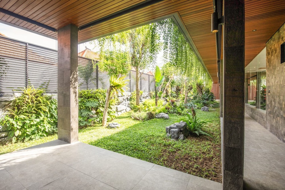 Nishiki 5BR Villa Epitome Lux Seminyak