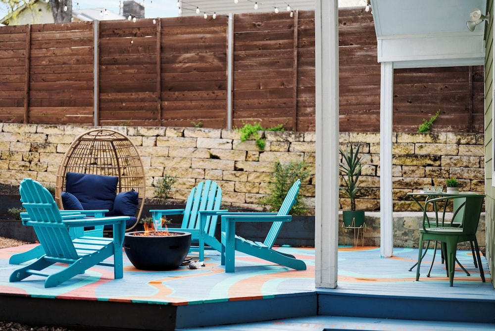 Content Casa Near Bars DT SAUNA Hot Tub