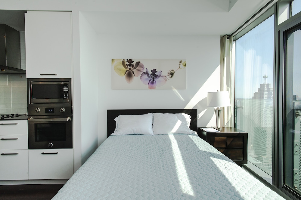 Velvet Stays – Financial District - Image 3