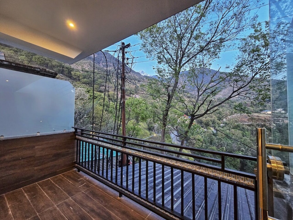 Aghor Guest House