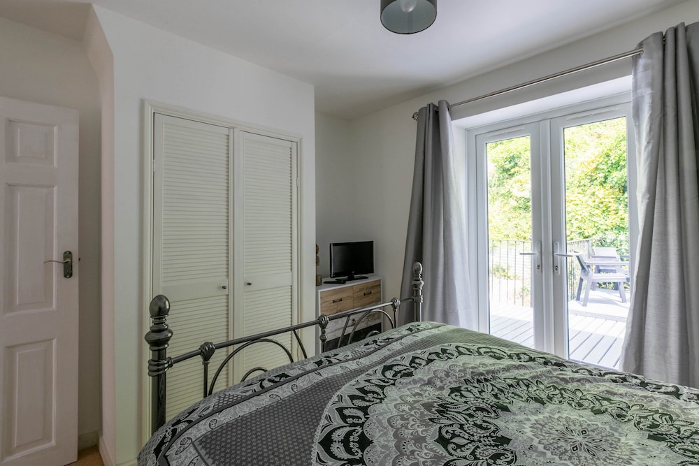 Stylish 2Bd Family Hideaway In Dover