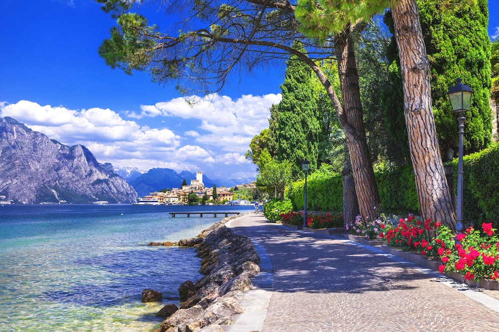 Garden & Surf Residenza By Max