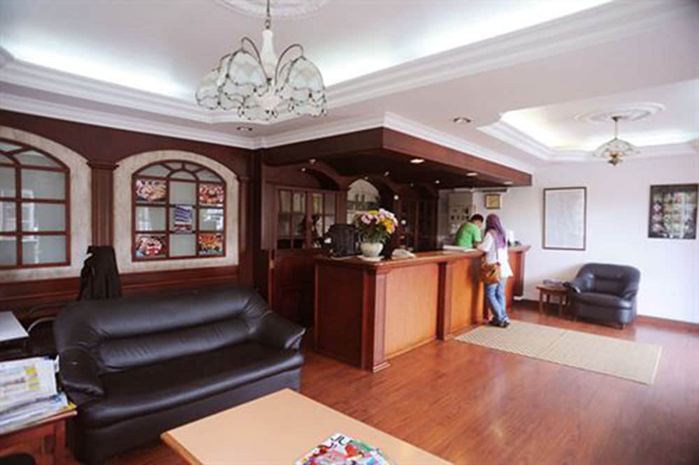Parkland Apartment