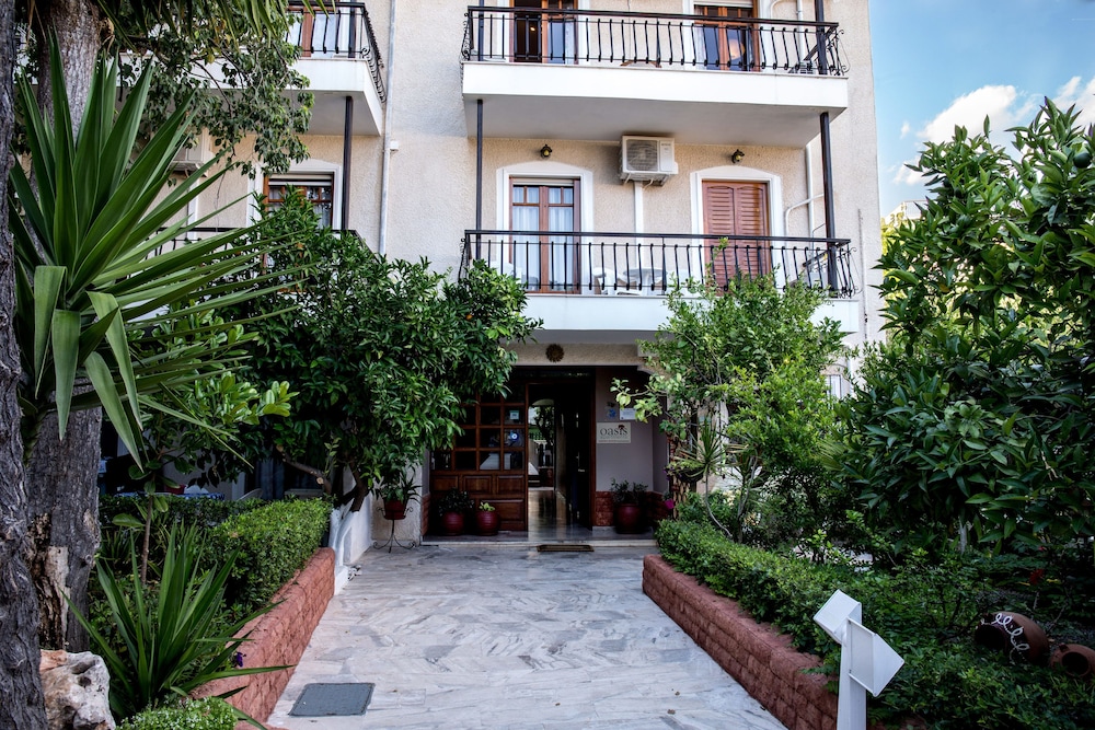 Oasis Apartments