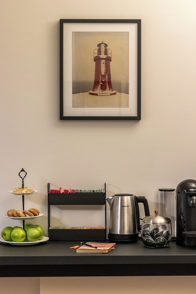 Il Faro luxury rooms & lounge