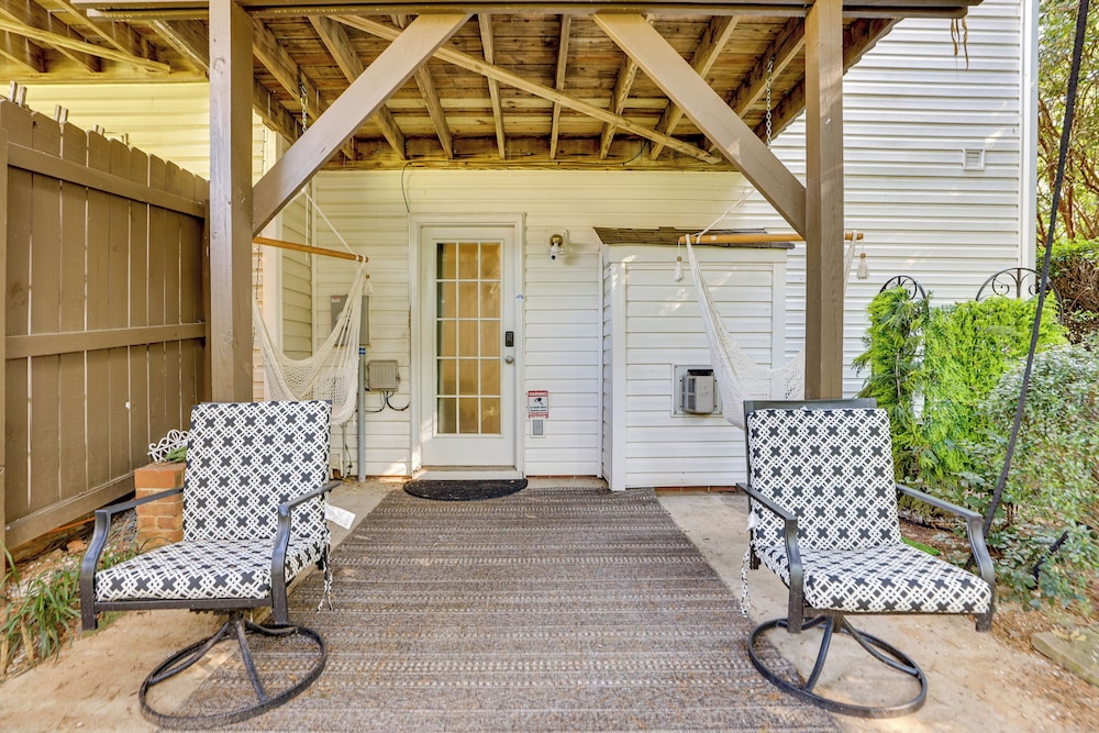 Playroom & Home Office: Family Retreat in Mauldin!