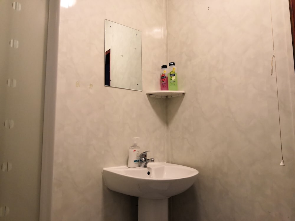 Kirks Korner Hotel