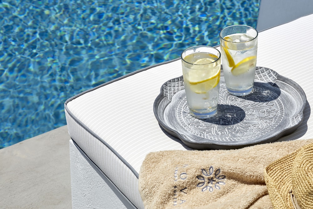 Nova Luxury Suites