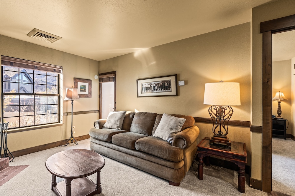 Copperbottom Inn 103 2 Bedroom Condo
