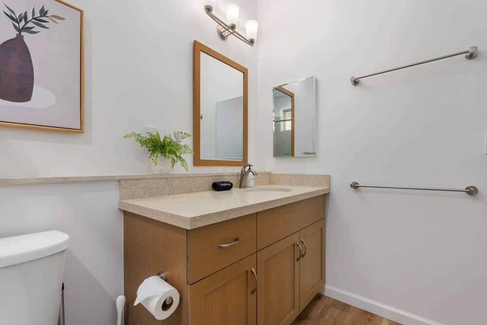 Marbella Lane Nohea Stylish Home Makaha
