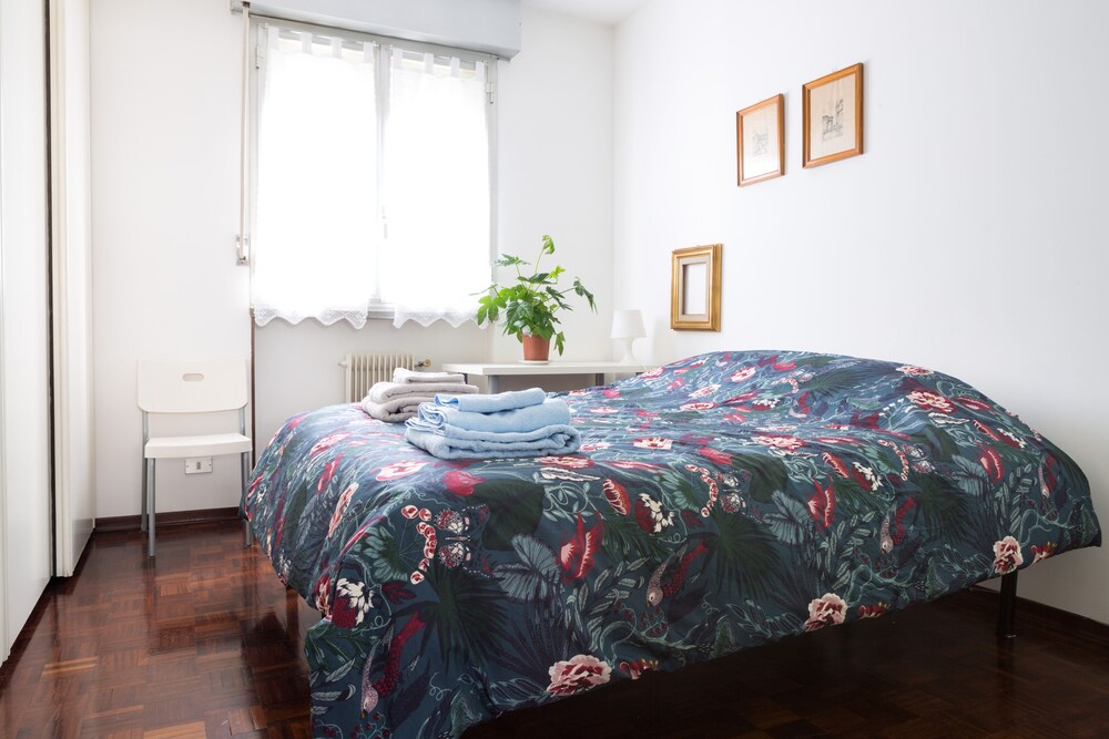 Apartment Surrounded by Greenery view 4