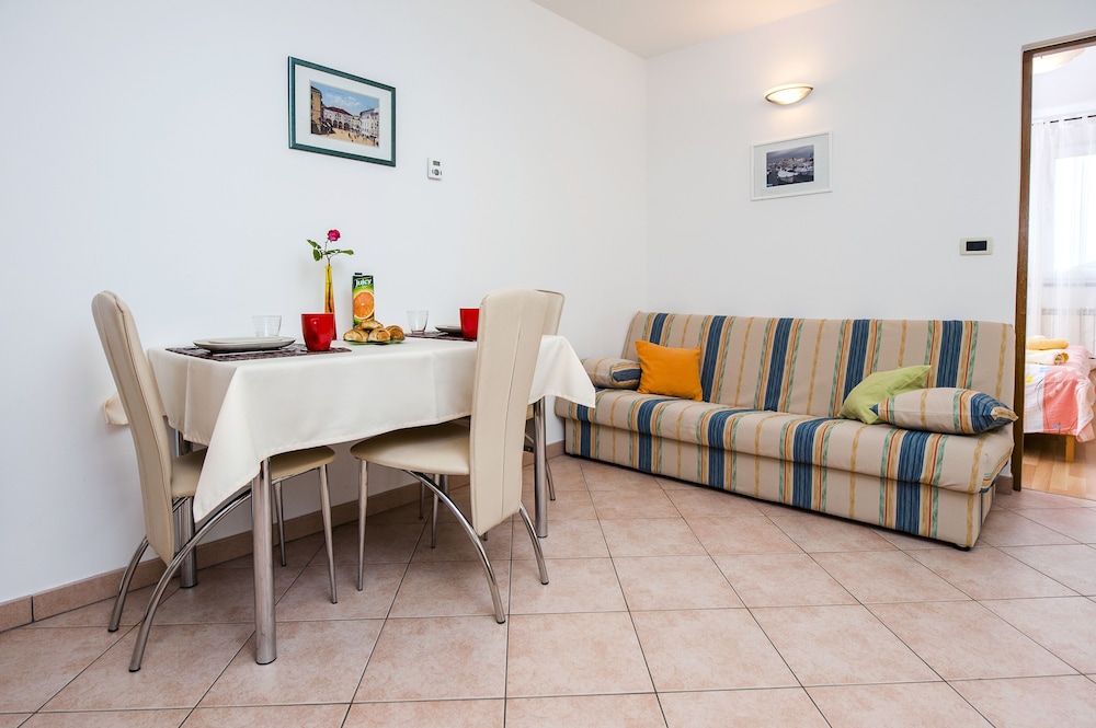 Apartments Davorka