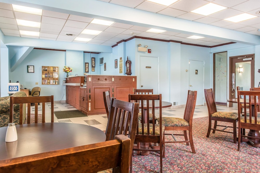 Rodeway Inn Brookville view 5