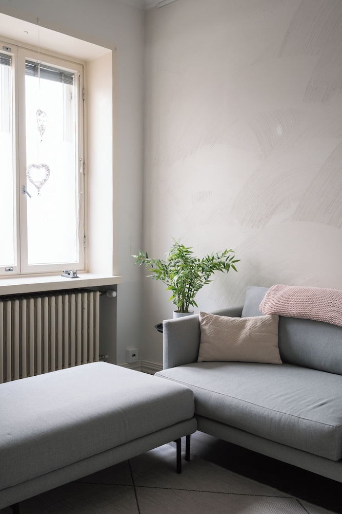 Renovated Top Floor Studio in Kallio