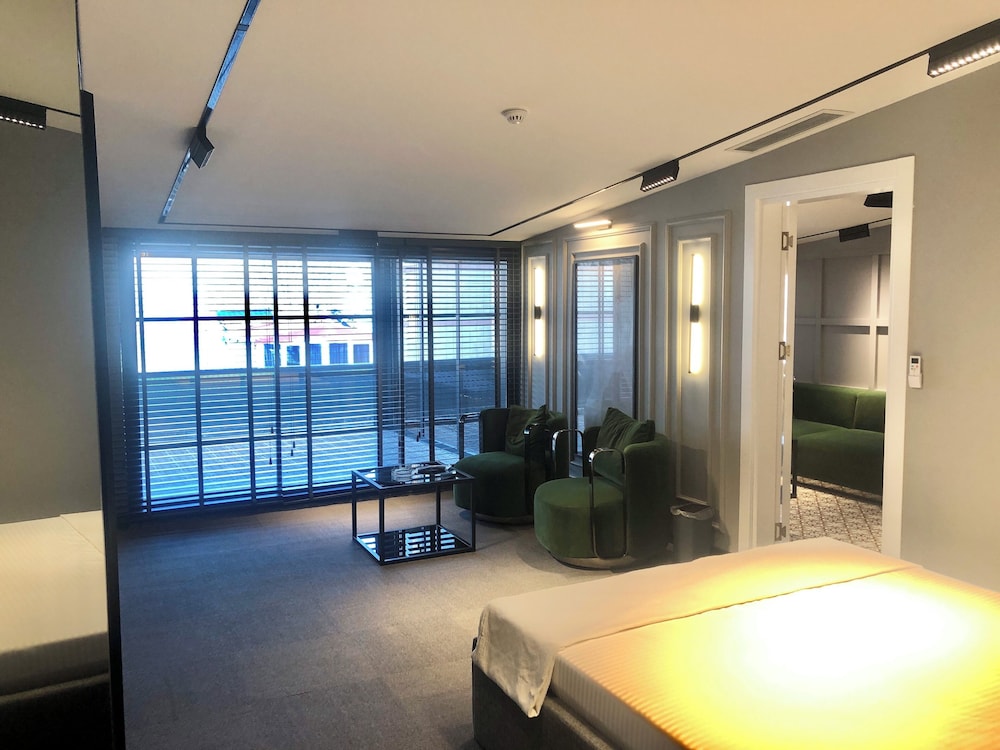hotel room