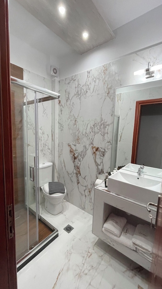 Premium Suites