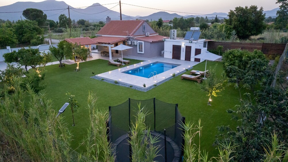 Private Pool Retreat - Georgia s Garden Oasis