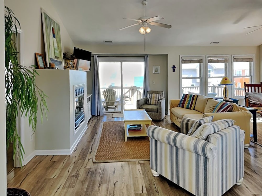 Song Of The Sea by Topsail Realty