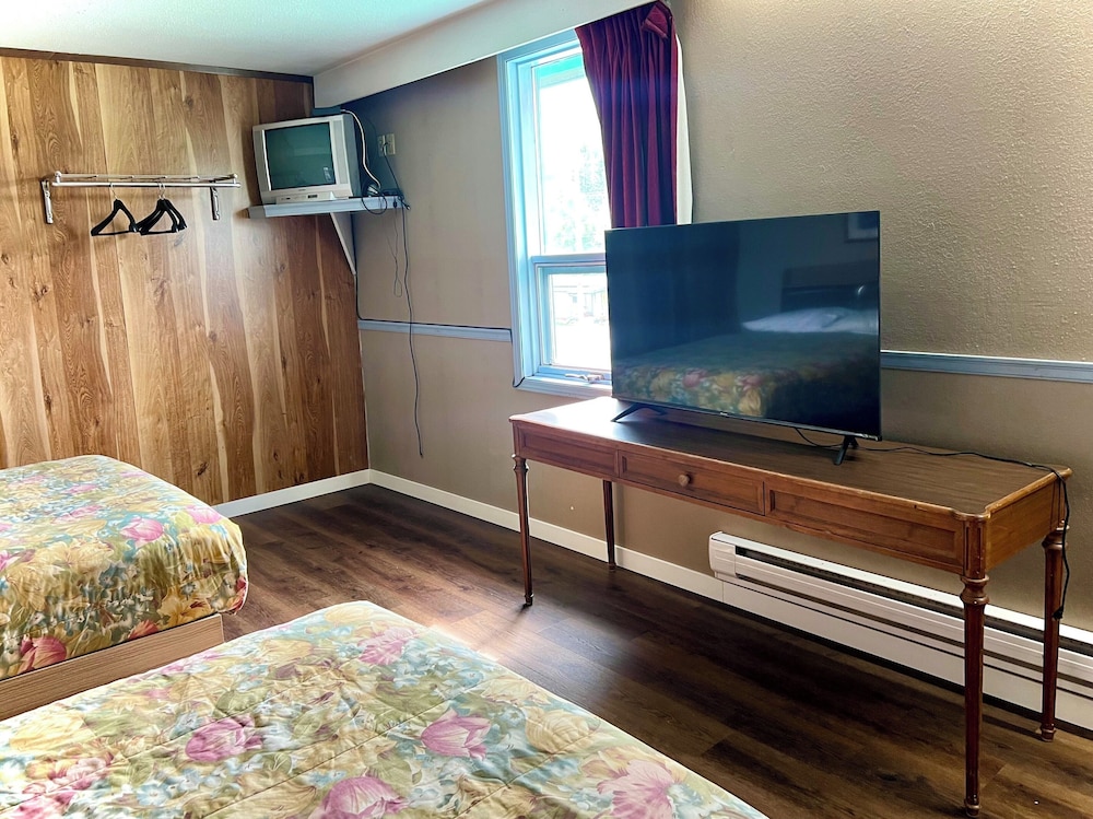 Valemount Hotel