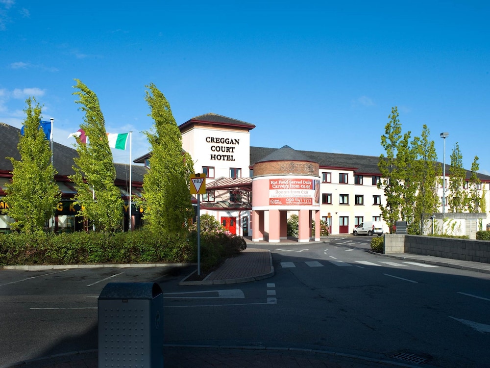 Athlone Vacations - Creggan Court Hotel - Property Image 3