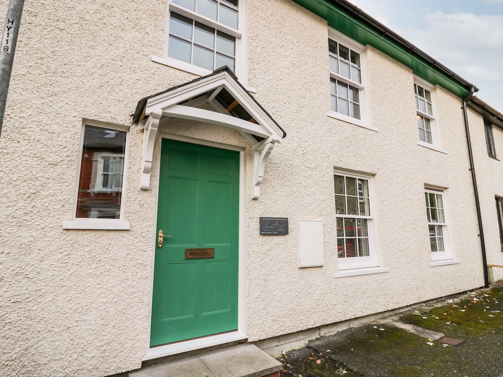 Bridgend Cottages